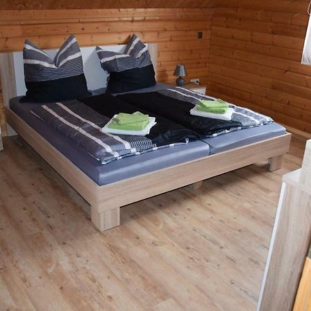 Fuenfeichener Weg 16 Apartment Eisenhüttenstadt Екстериор снимка