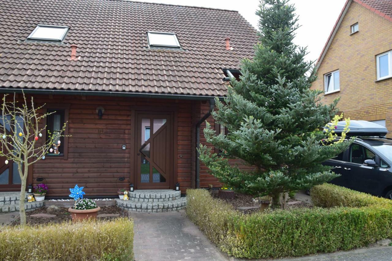 Fuenfeichener Weg 16 Apartment Eisenhüttenstadt Екстериор снимка
