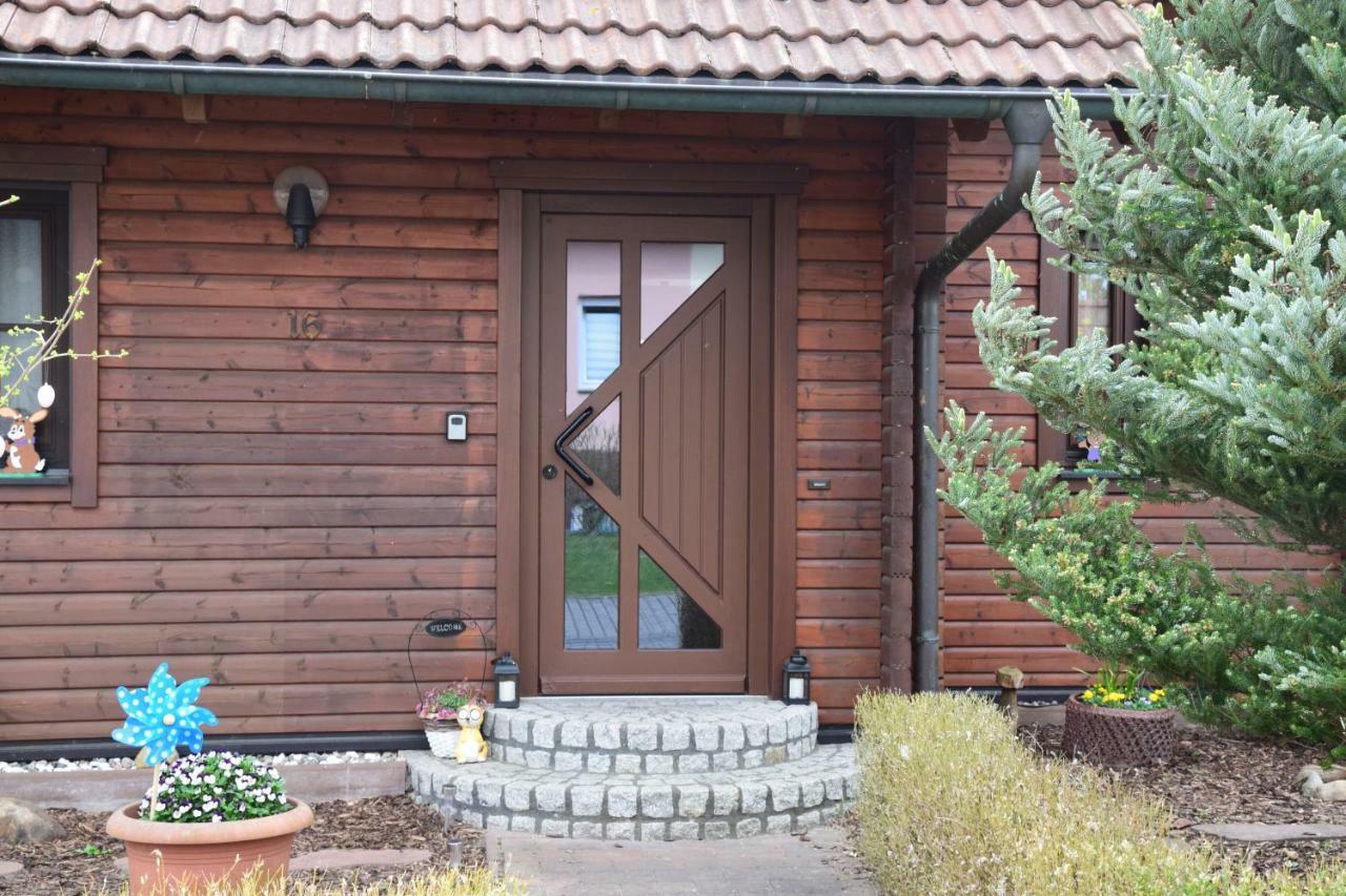 Fuenfeichener Weg 16 Apartment Eisenhüttenstadt Екстериор снимка