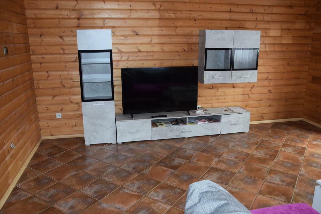Fuenfeichener Weg 16 Apartment Eisenhüttenstadt Екстериор снимка