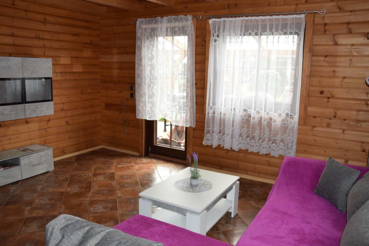 Fuenfeichener Weg 16 Apartment Eisenhüttenstadt Екстериор снимка