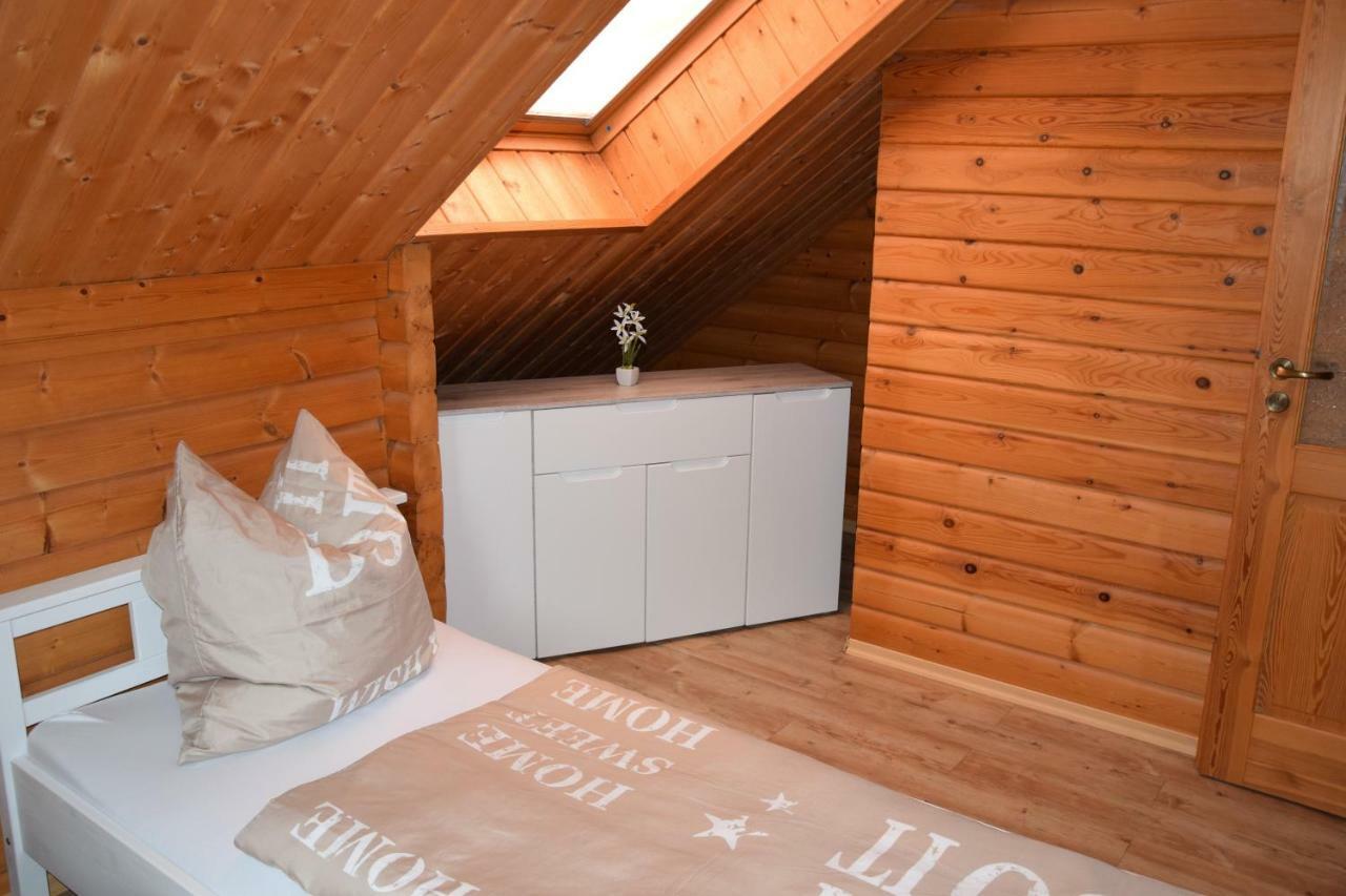 Fuenfeichener Weg 16 Apartment Eisenhüttenstadt Екстериор снимка