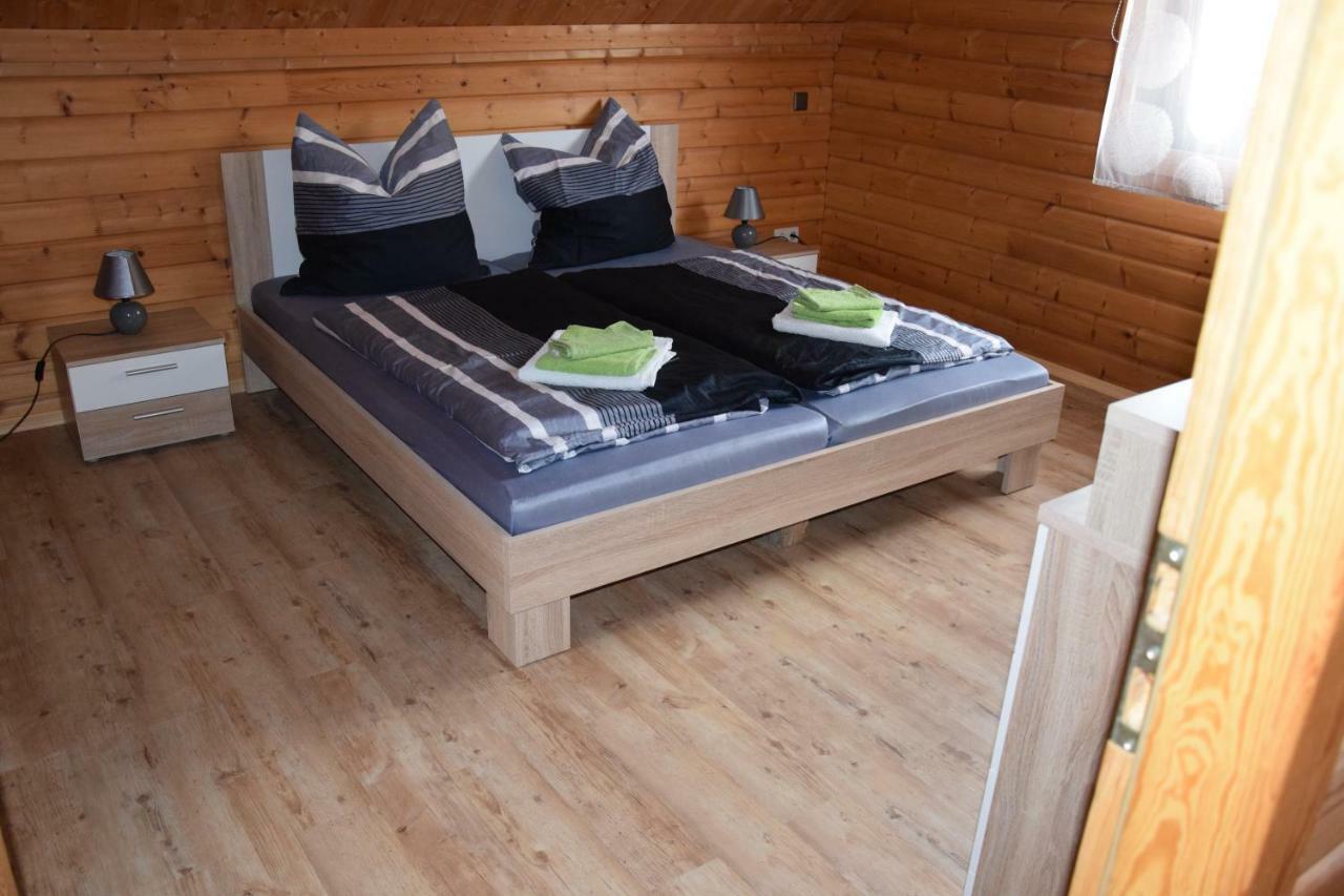 Fuenfeichener Weg 16 Apartment Eisenhüttenstadt Екстериор снимка